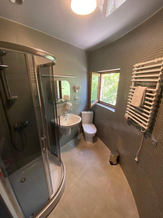 Dzveli Ubani Hotel Sighnaghi Bagian luar foto