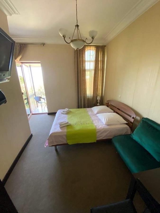 Dzveli Ubani Hotel Sighnaghi Bagian luar foto